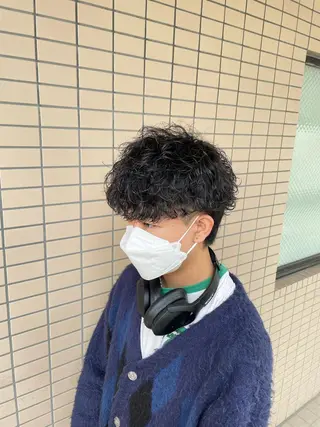 ショート カラー パーマ ヘアアレンジ メンズ アイブロウ スパイキー/フェザー /波巻き/かいとのヘアスタイル
