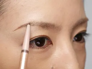 吉田 尚美の眉毛・アイブロウイメージ