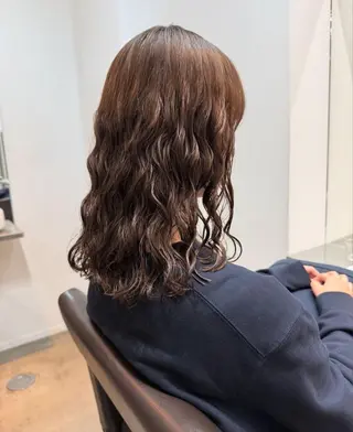 ミディアム トリコヘアサロン 新井千智のヘアスタイル
