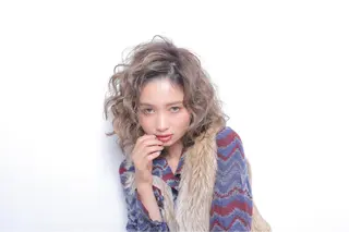 カラー パーマ ヘアアレンジ mihoko/ ニュアンスパーマの眉毛・アイブロウイメージ