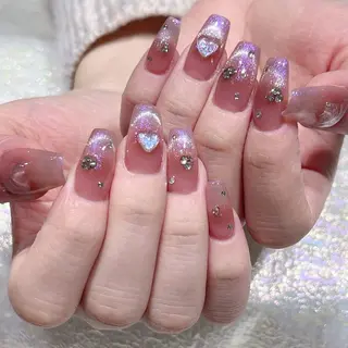 ネイル Queens 榊 まおのネイルデザイン