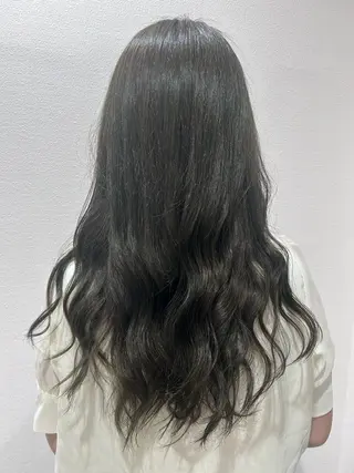 ロング カラー SALOWIN 新宿三丁目me+所属・レイヤー/ボブ/ パーマ/HARUKAのヘアスタイル