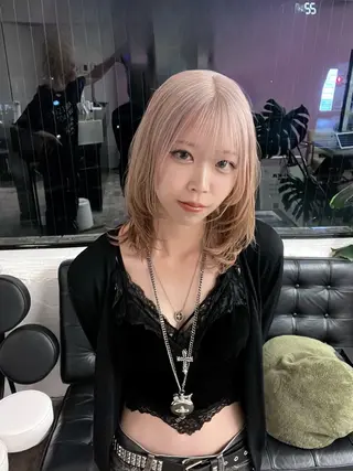 ミディアム カラー TOTA 唯一無二カラーのヘアスタイル