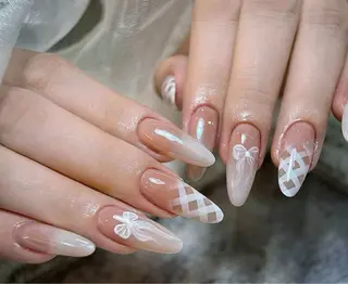 ネイル AKIKO ネイルサロンのネイルデザイン
