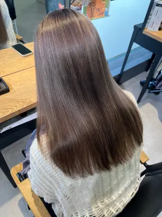 セミロング 顔まわり／髪質改 善／白髪ぼかし／中山のヘアスタイル