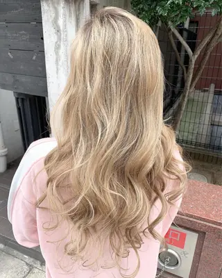 セミロング カラー にしき さんのヘアスタイル