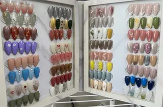 ネイル N ail Elegant所属・Nail mihoのネイルデザイン