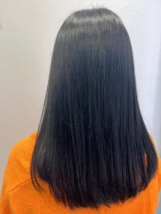ロング カラー 坂柳 朱音のヘアスタイル