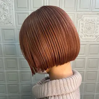 ショート カラー アオヌマ コハルのヘアスタイル