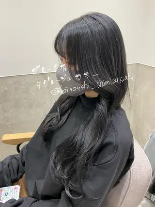 ロング カラー しみず さきのヘアスタイル