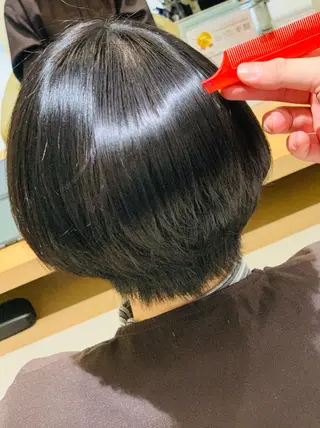 ショート 美髪ストレート AOYAGIのヘアスタイル
