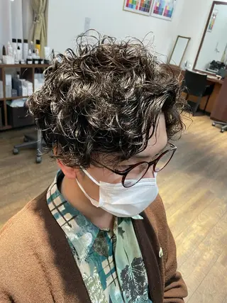 パーマ メンズ CURE 朱梨のマツエク・マツパデザイン