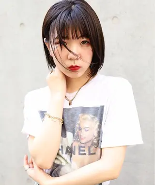 ショート カラー ヘアアレンジ トレンドヘア🩶 艶髪🩶yoshiのヘアスタイル