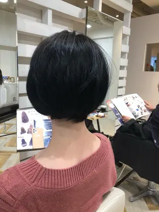 ショート カラー 松永 夏のヘアスタイル