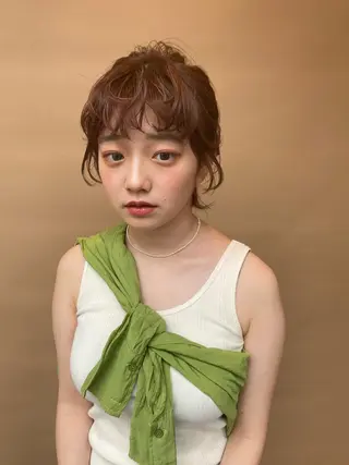 ミディアム shiori ﾍﾞｰｼﾞｭｶﾗｰのヘアスタイル