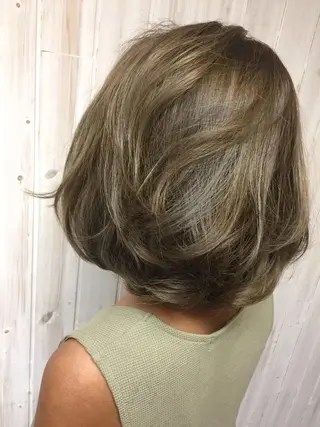 ミディアム カラー 吉祥寺aivee 若手注目スタッフのヘアスタイル