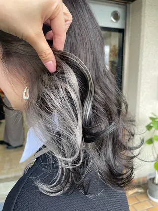 ミディアム カラー 菅原 彩加のヘアスタイル
