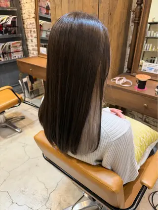 ロング カラー 七井 香奈 (なないかな)のヘアスタイル