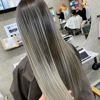 ロング カラー Lull1人美容室 バレイヤージュのヘアスタイル