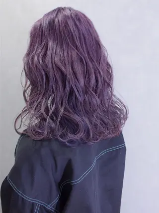 ミディアム カラー ヘアアレンジ lani ブリーチ /ダブルカラーのヘアスタイル