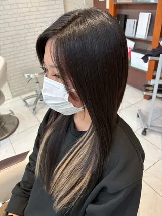 篠田 綾乃のヘアスタイル