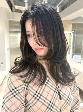 ミディアム 前髪・顔周りカット☆ あらいみゆのヘアスタイル