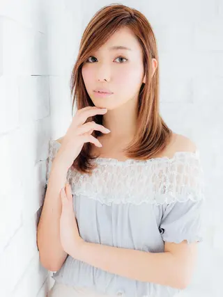 セミロング FUKUNAGA YUのヘアスタイル