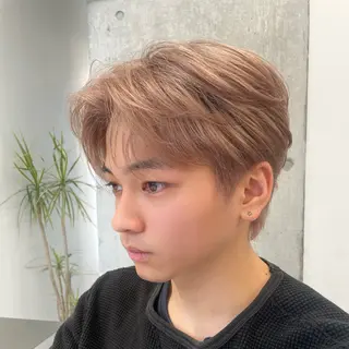 カラー メンズ ミルクティーベージュ /sara💛のヘアスタイル