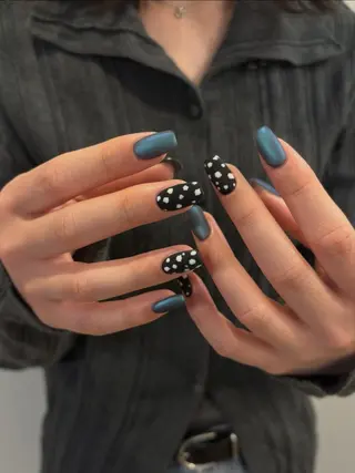 ミディアム Siita Yukiのネイルデザイン