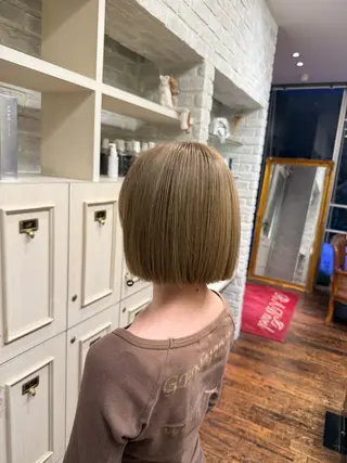 カラー ｢韓国風カラー ｣サナのヘアスタイル