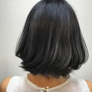 ショート カラー 吉森 満俊のヘアスタイル