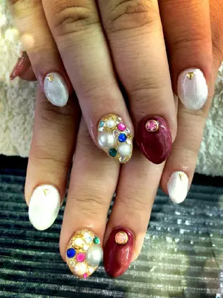 ネイル 與儀 知佳のネイルデザイン