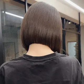 ミディアム 田中 優菜のヘアスタイル