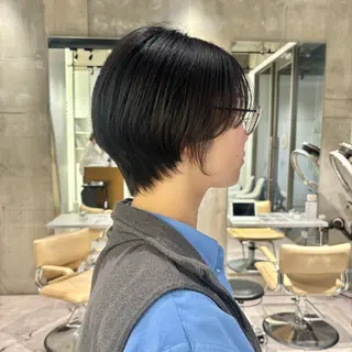 ショート mina🪐立川駅/ 無料ショートカットのヘアスタイル