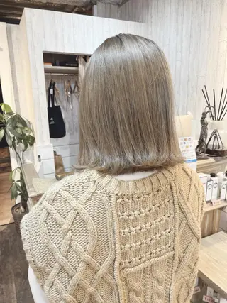 ミディアム カラー 初めてでも失敗しない 透明感カラー　Miiのヘアスタイル