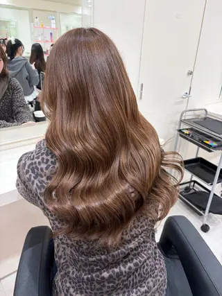 ロング カラー 大人上品ベージュ 🎀HARUNAのヘアスタイル