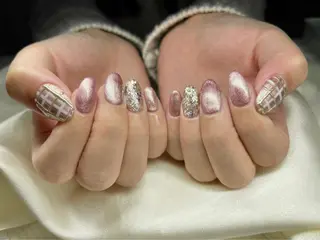 ネイル マツエク・マツパ アイブロウ Nail&eye Belire 新宿のネイルデザイン