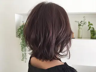 ミディアム カラー ITO YUKIのヘアスタイル