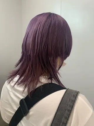 ミディアム 高橋 亜紀のヘアスタイル