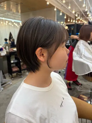 ショート オリーブベージュ/シ ョートボブたまき🧡のヘアスタイル