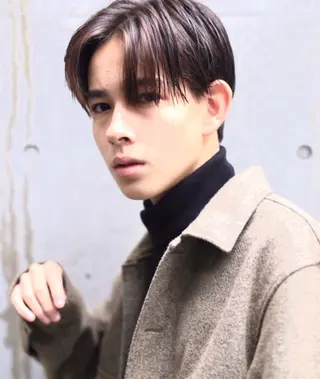 ミディアム メンズ AKI アキのヘアスタイル