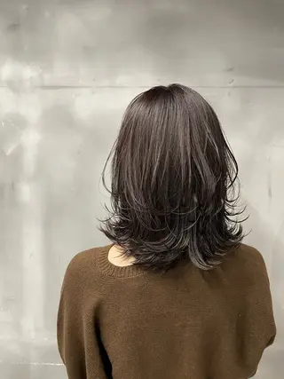 ミディアム stylist 小川 直紀のヘアスタイル