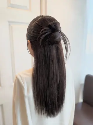 ヘアアレンジ ヘアメイク美容師 🦋サカモトレナ🦋のヘアスタイル