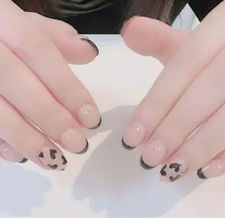ネイル Atelier Peniculusのネイルデザイン