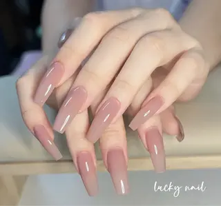 ネイル Lucky nail  小林和希のネイルデザイン