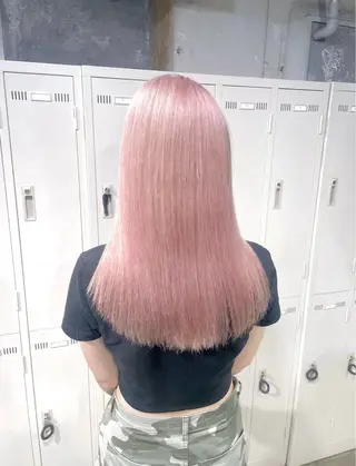 ロング 透明感カラー・レイヤ ー🎀amika🎀のヘアスタイル