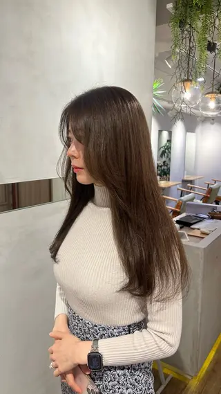 ロング カラー ミディアムレイヤー/ 艶カラー🎀 emiのヘアスタイル