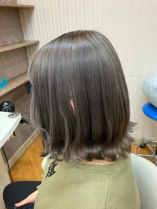 セミロング 谷口 真代のヘアスタイル