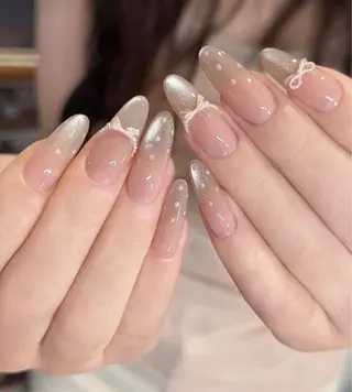 ネイル MQueen ネイルサロンのネイルデザイン