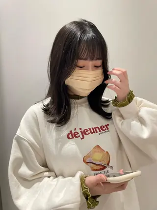 ミディアム カラー ベージュ🤎透明感 カラー🤎anriのヘアスタイル